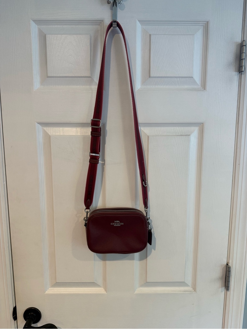 Coach Leather Camera Bag in Burgundy - Picture 2 of 7
